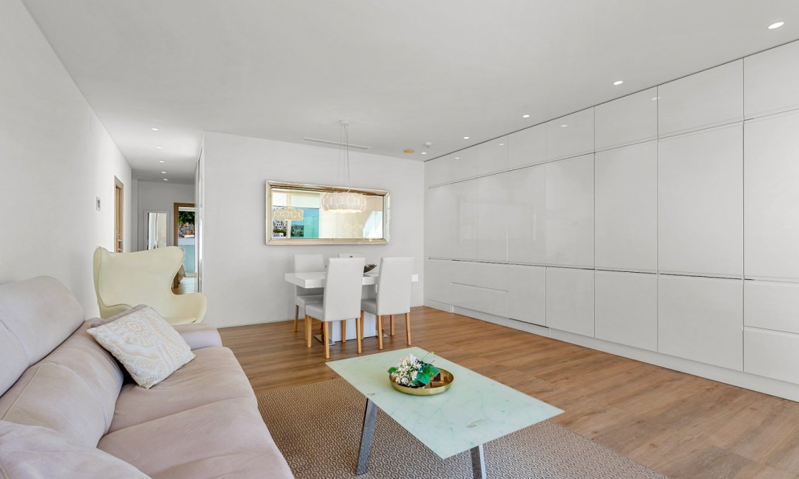 Használt Ingatlanok - Apartman -
Las Colinas Golf - Costa Blanca
