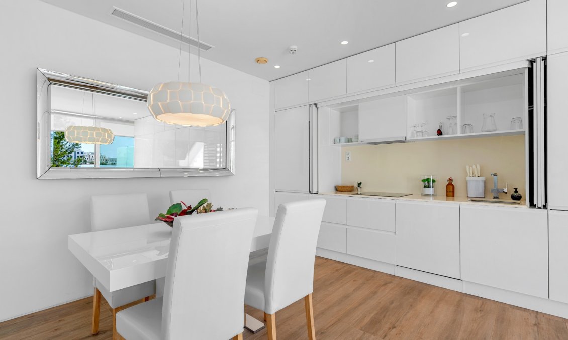 Használt Ingatlanok - Apartman -
Las Colinas Golf - Costa Blanca