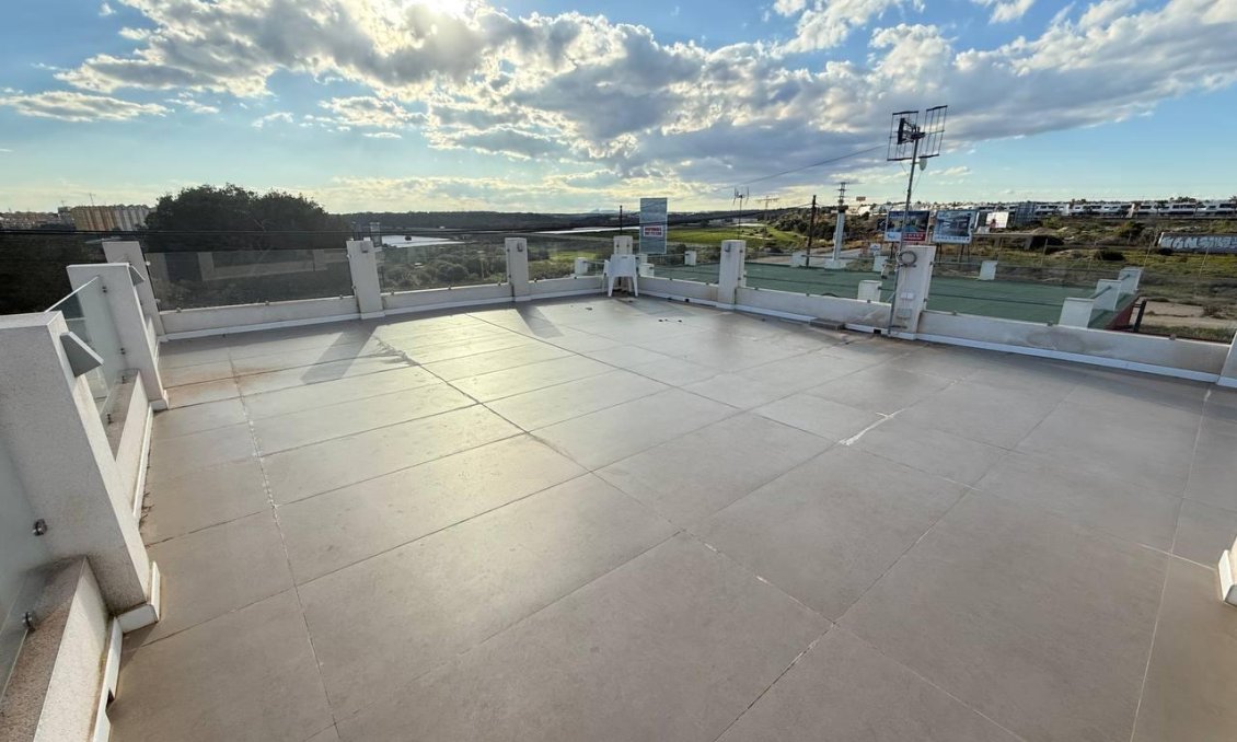 Segunda mano - Town House -
Orihuela Costa - La Regia