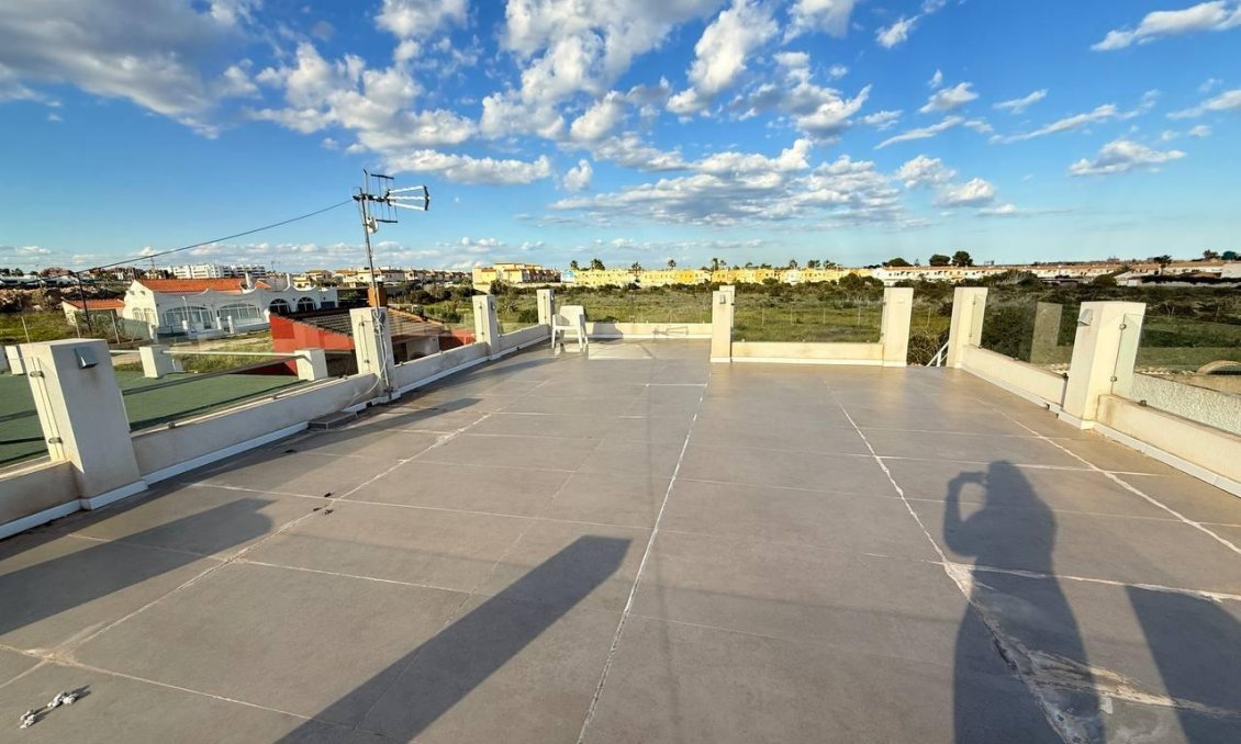 Segunda mano - Town House -
Orihuela Costa - La Regia