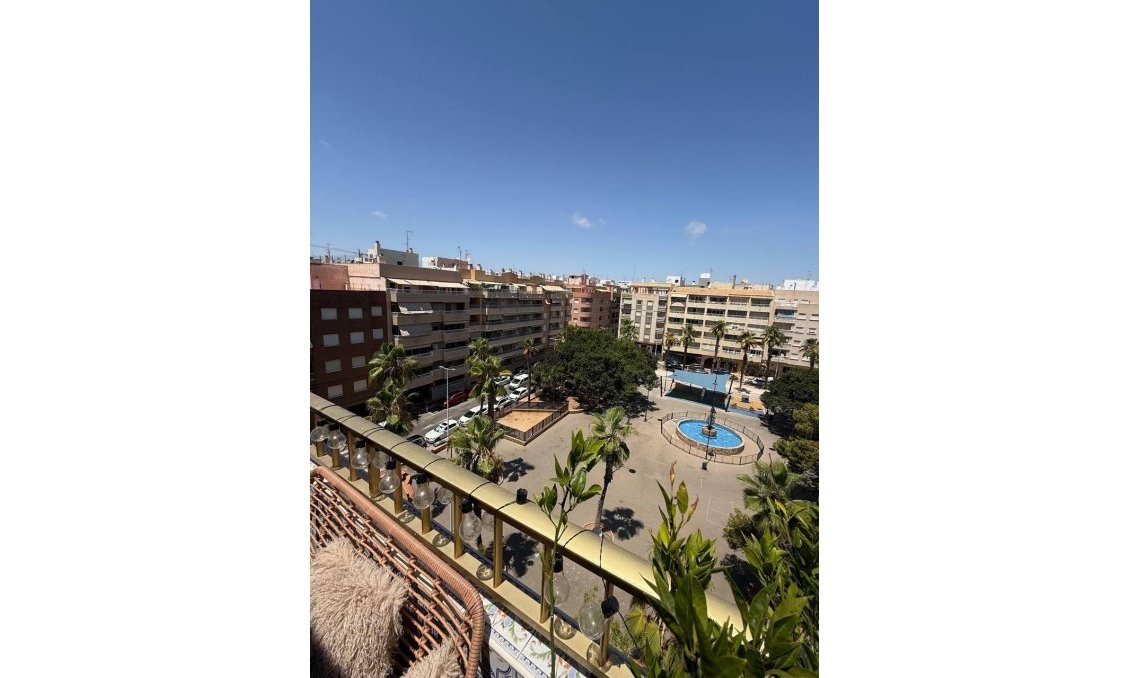 Segunda mano - Ático -
Torrevieja - Playa del Cura