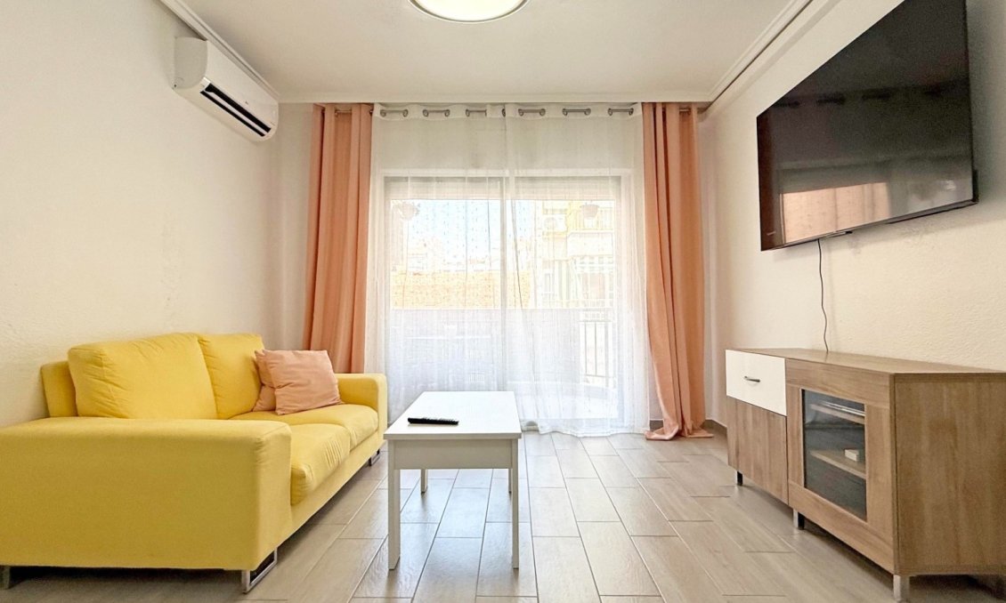 Wiederverkauf - Wohnung -
Torrevieja - Costa Blanca
