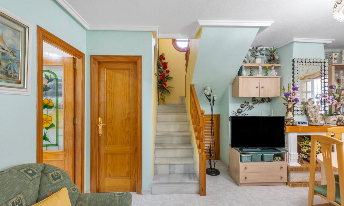 Segunda mano - Town House -
Torrevieja - Los Frutales