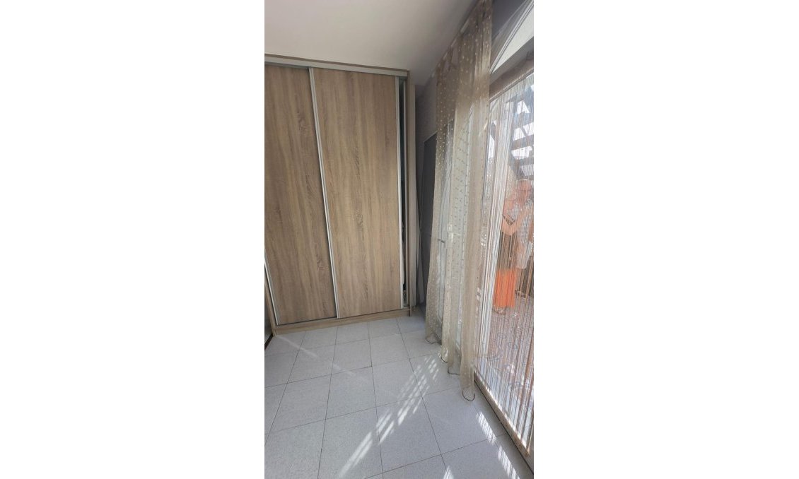 Segunda mano - Bungalow -
Torrevieja - San Luis