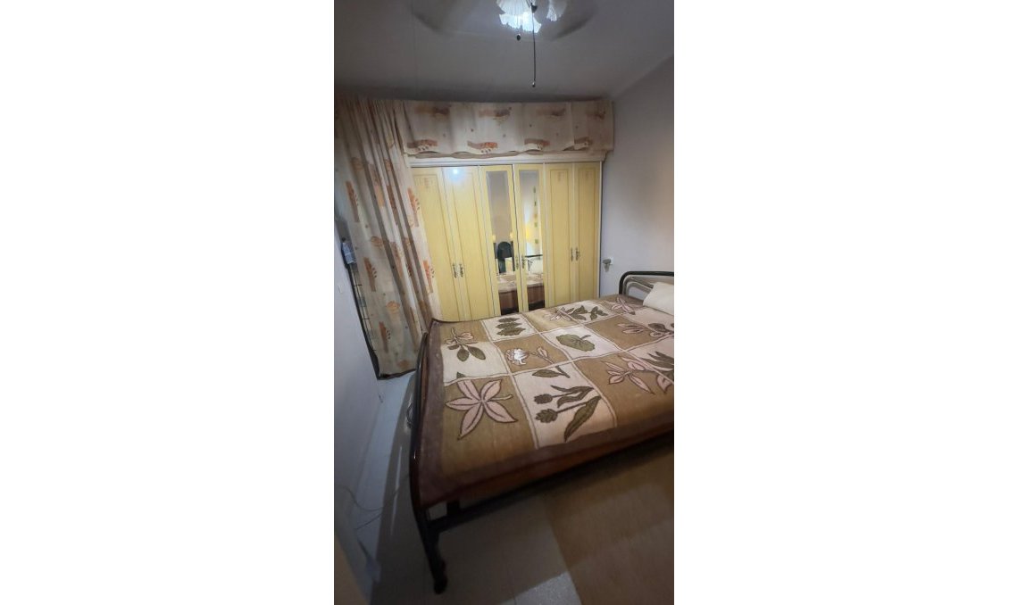 Segunda mano - Bungalow -
Torrevieja - San Luis