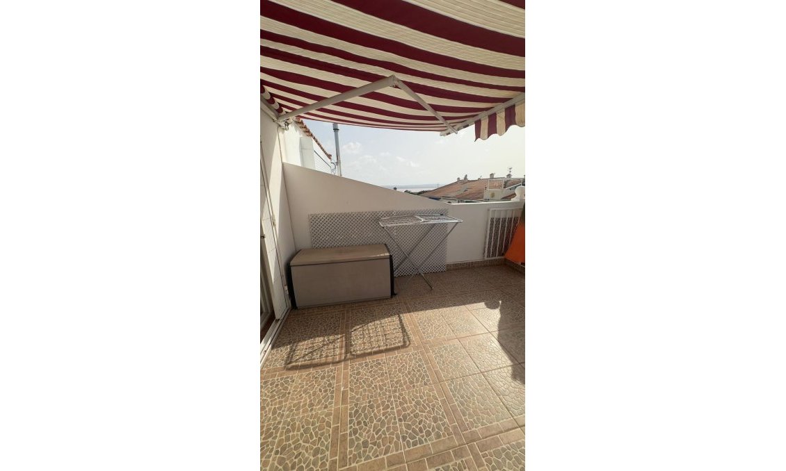 Segunda mano - Bungalow -
Torrevieja - San Luis