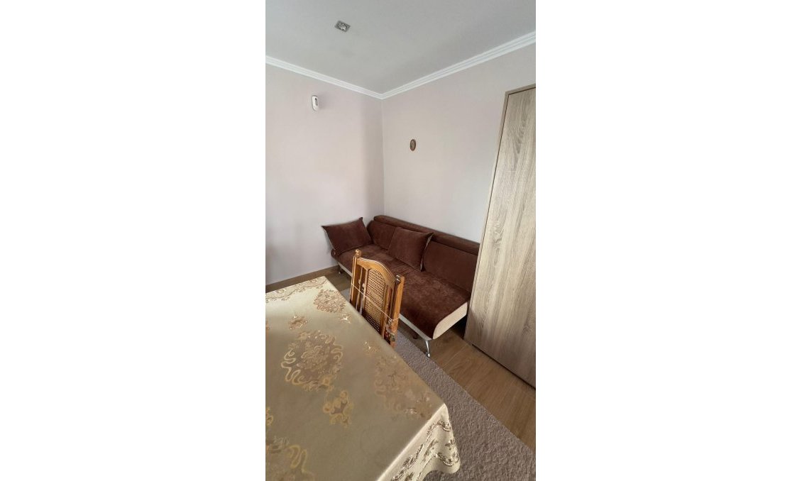 Segunda mano - Bungalow -
Torrevieja - San Luis