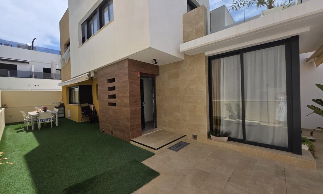 Segunda mano - Semi Detached -
San Pedro del Pinatar - Villa Alegría