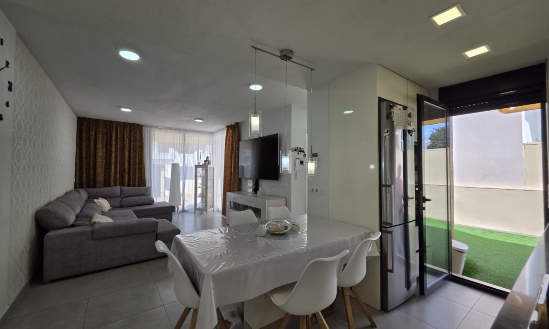 Segunda mano - Semi Detached -
San Pedro del Pinatar - Villa Alegría