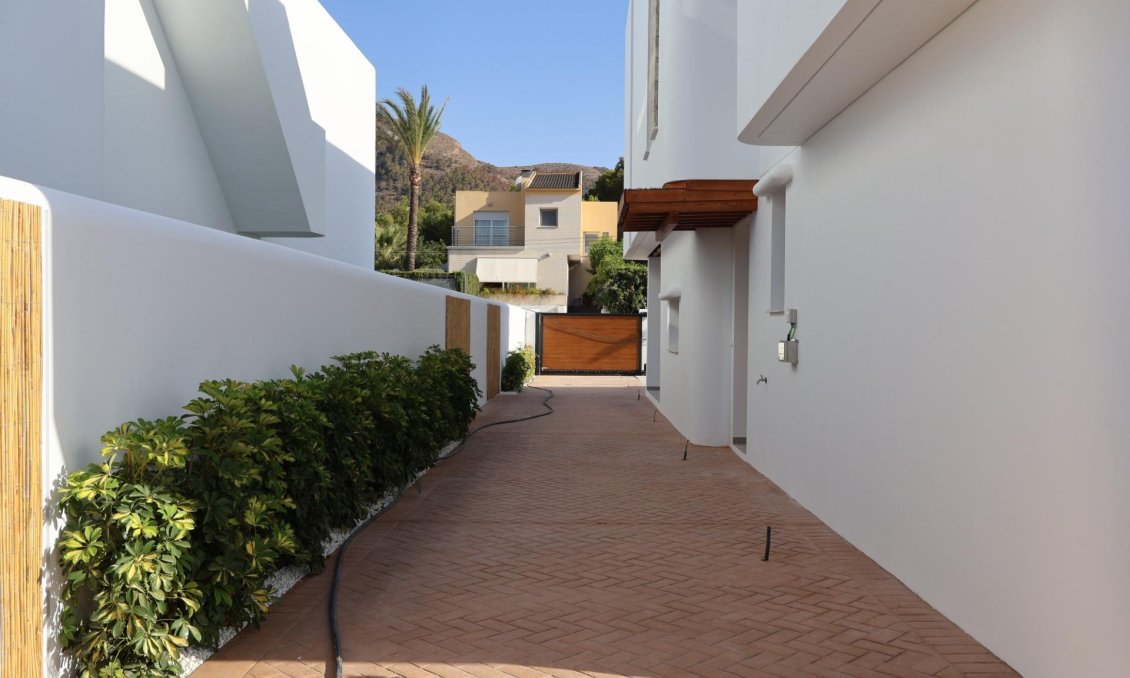 Obra nueva - Villa -
Alfas del Pí - El Albir