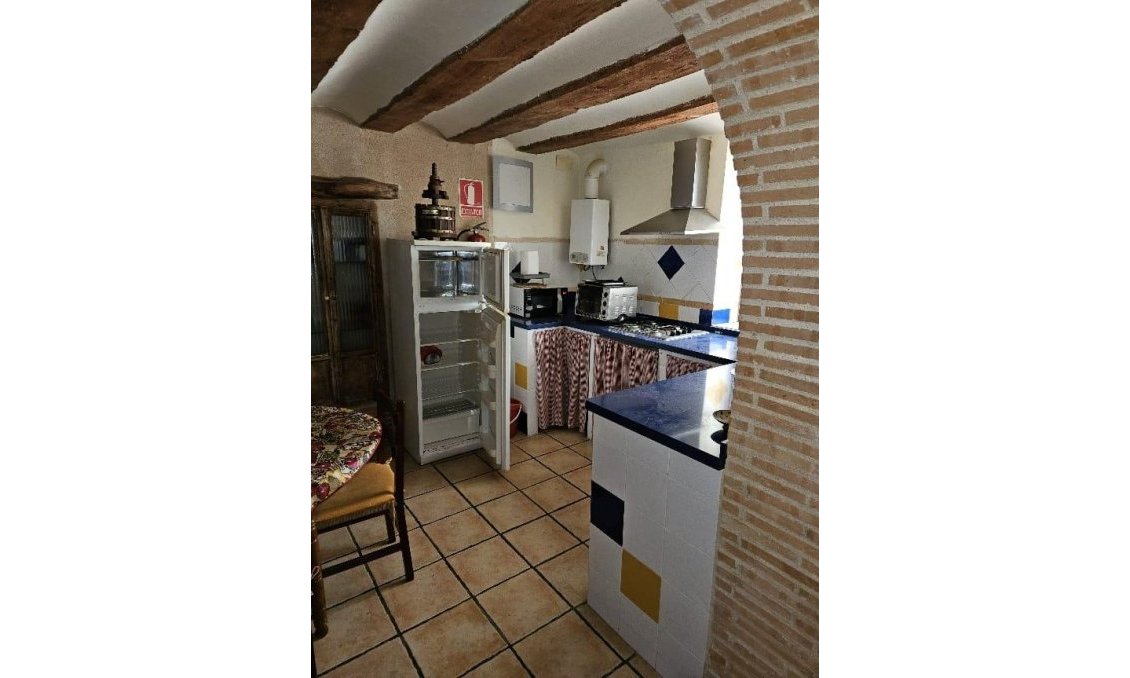 Revânzare - Town House -
Benilloba