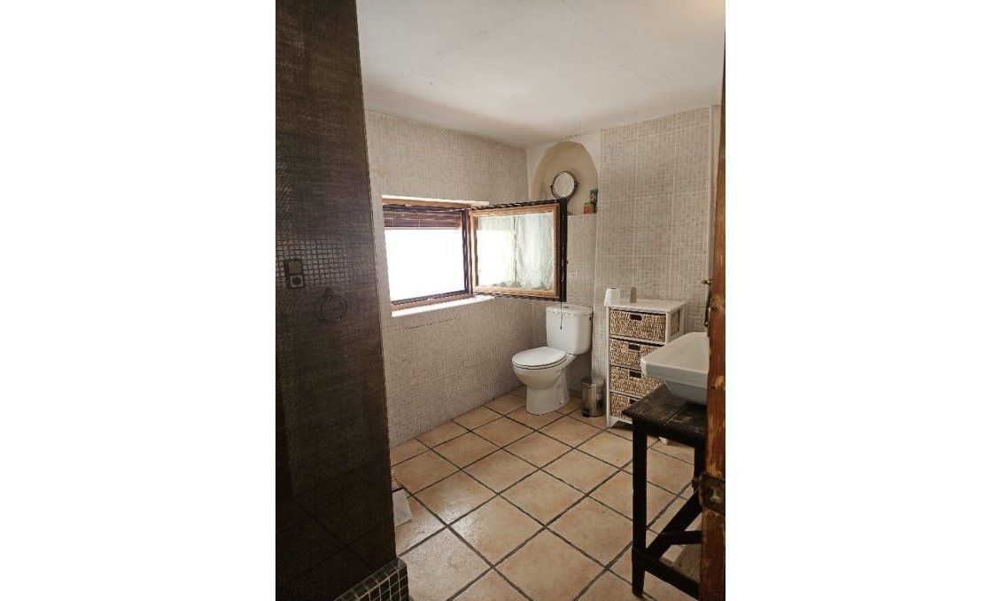 Revânzare - Town House -
Benilloba