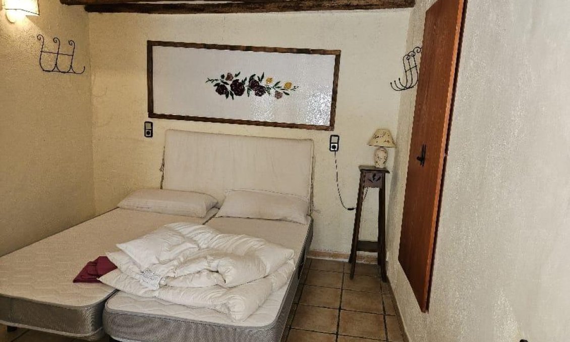 Revânzare - Town House -
Benilloba