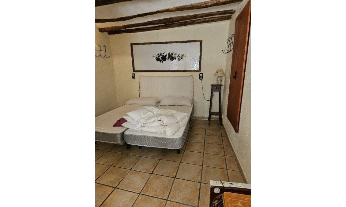 Revânzare - Town House -
Benilloba