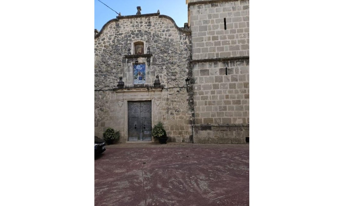Revânzare - Town House -
Benilloba