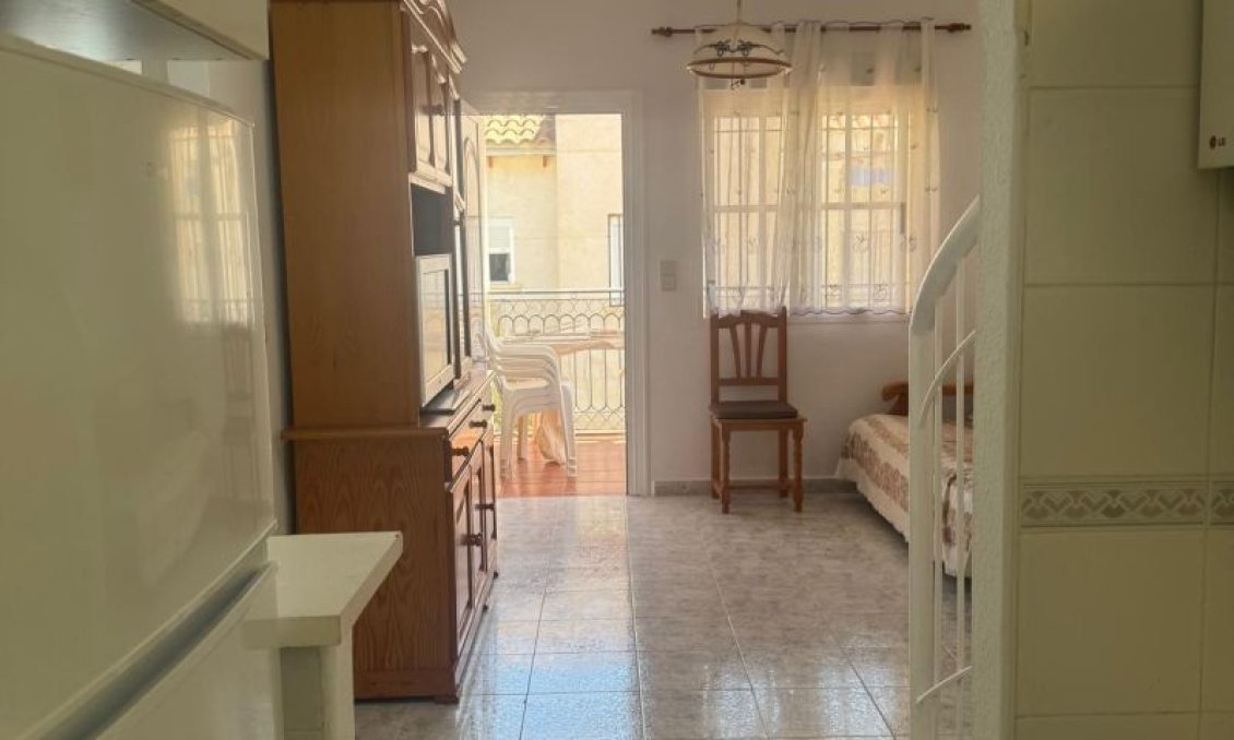 Revente - Appartement -
Orihuela Costa - Costa Blanca