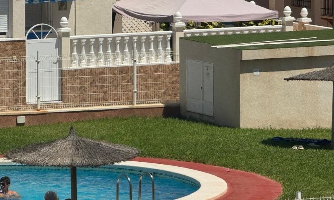 Revente - Appartement -
Orihuela Costa - Costa Blanca