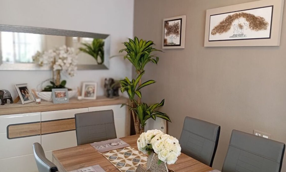 Revente - Villa -
Villamartin - Costa Blanca