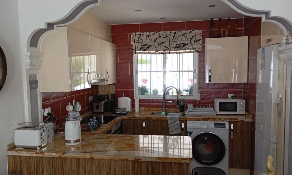 Revente - Villa -
Villamartin - Costa Blanca