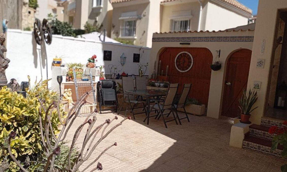 Revente - Villa -
Villamartin - Costa Blanca