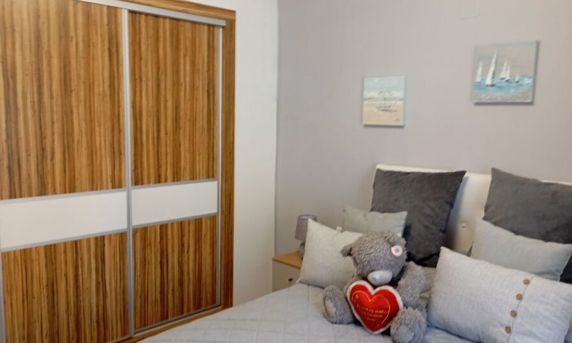 Revente - Villa -
Villamartin - Costa Blanca
