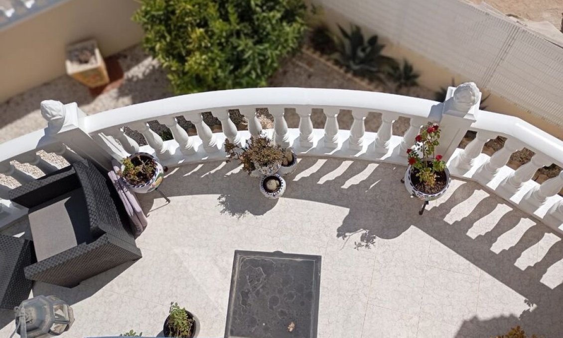 Revente - Villa -
Villamartin - Costa Blanca