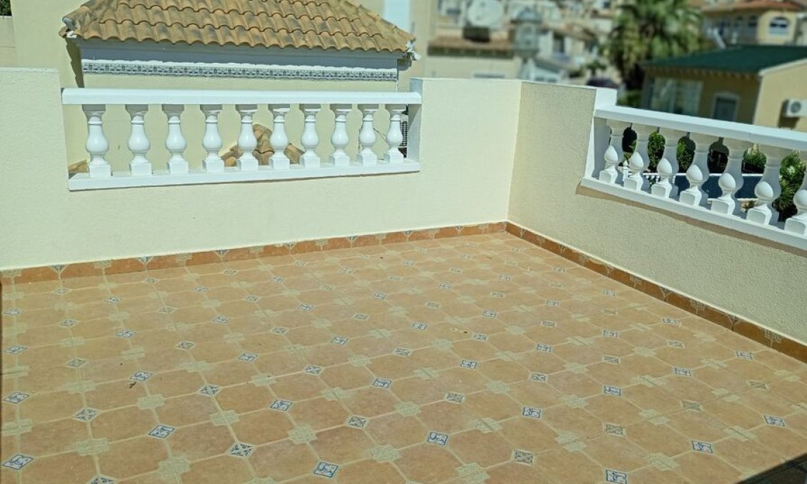 Revente - Villa -
Villamartin - Costa Blanca