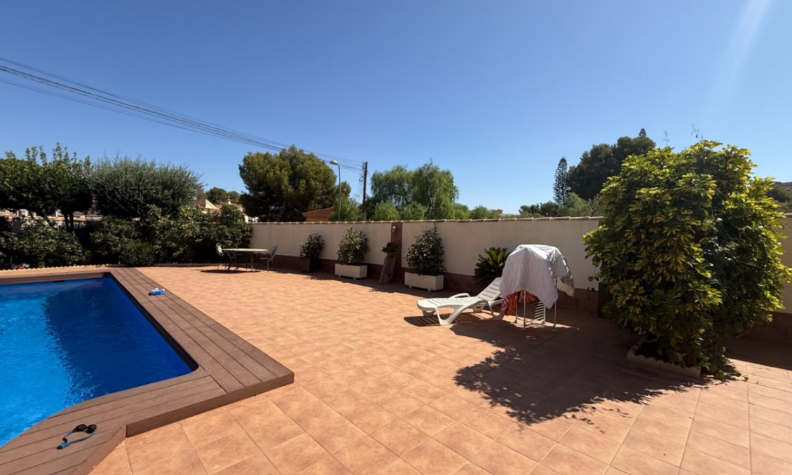 Segunda mano - Villa -
Torrevieja - Costa Blanca