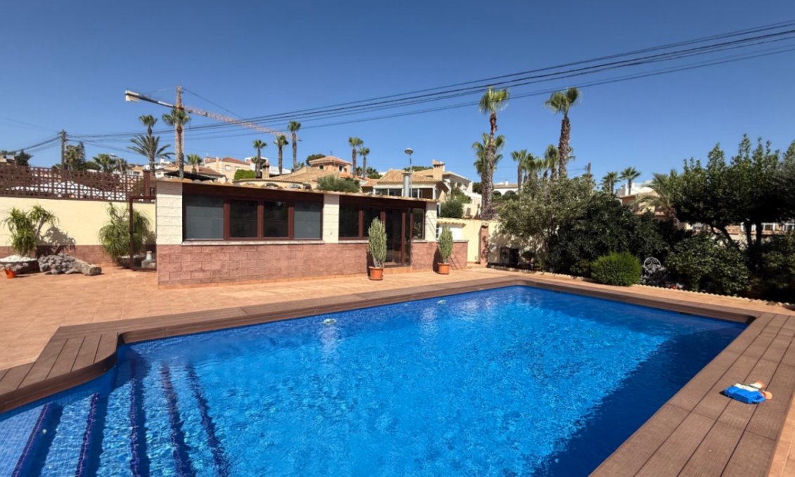 Segunda mano - Villa -
Torrevieja - Costa Blanca