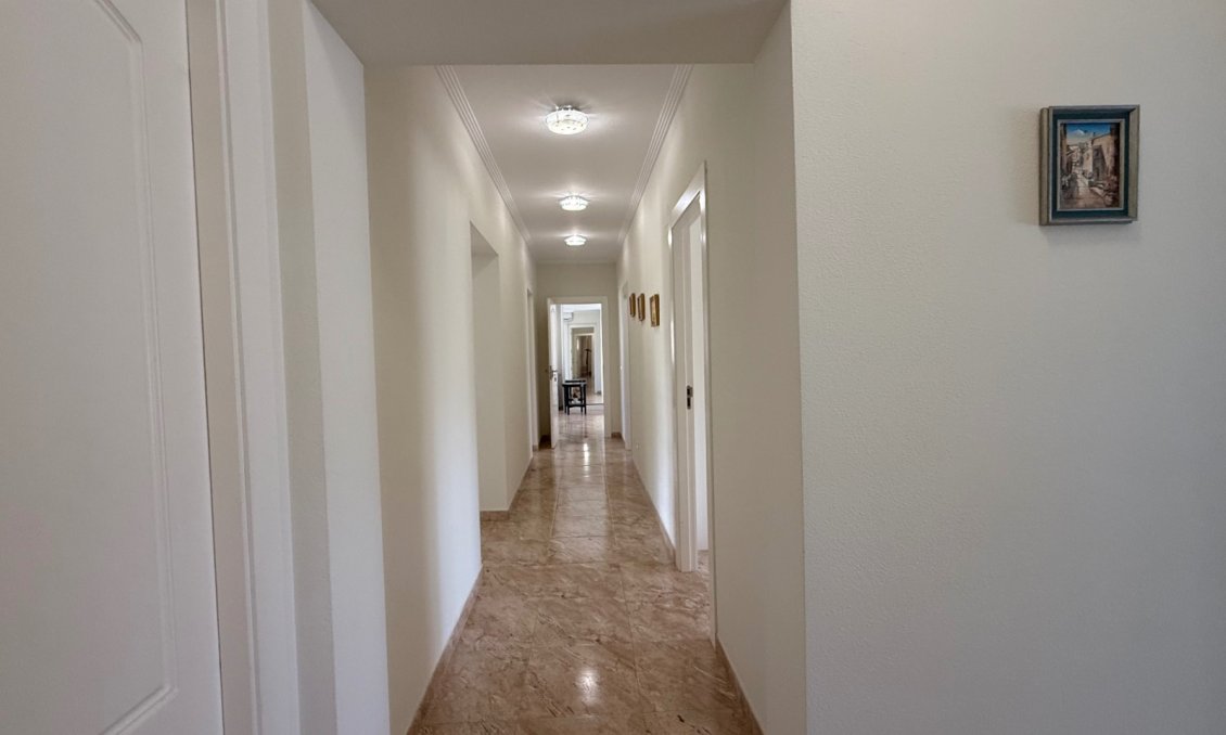 Segunda mano - Villa -
Torrevieja - Costa Blanca
