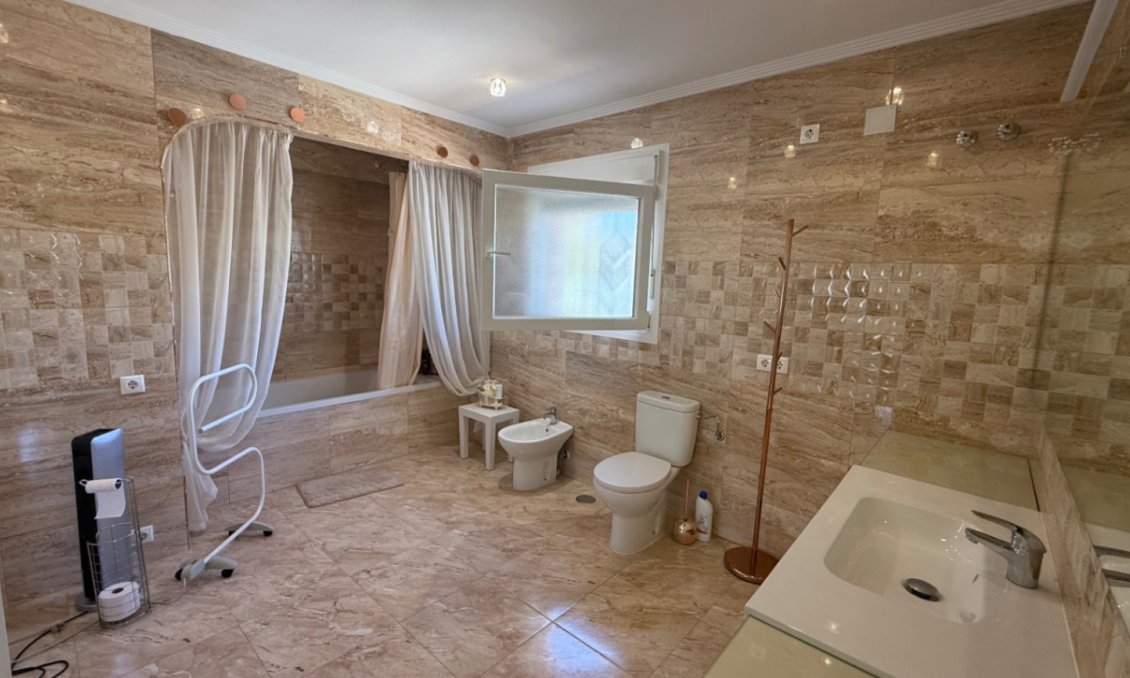 Segunda mano - Villa -
Torrevieja - Costa Blanca
