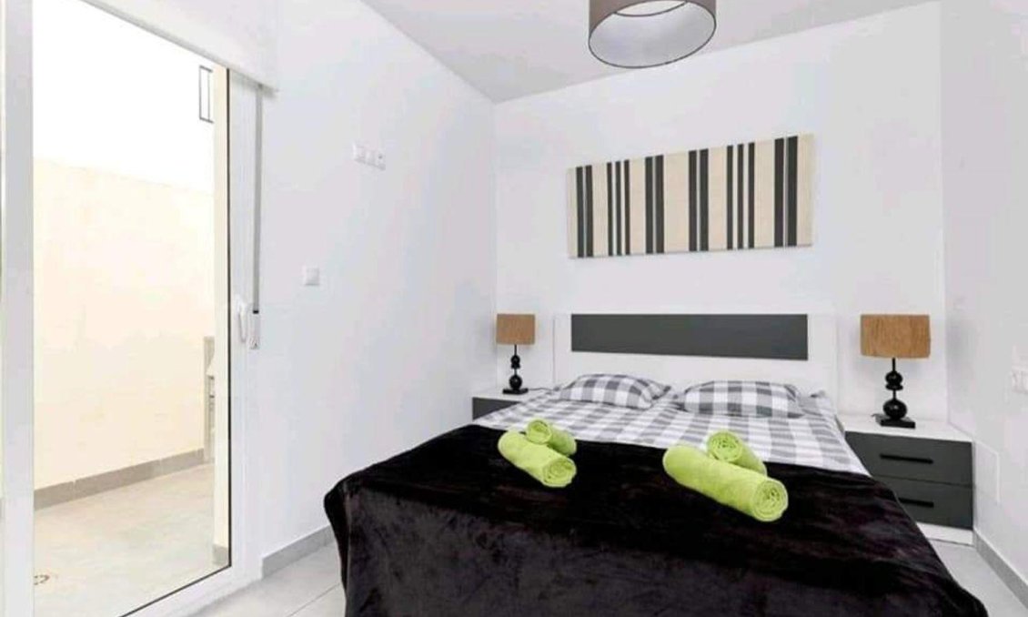 Segunda mano - Bungalow -
Torrevieja - Parque Acuático - Sector 25