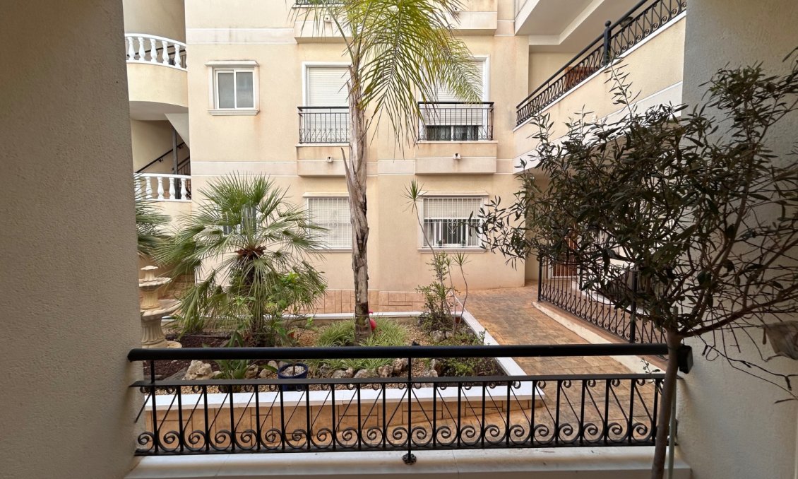 Használt Ingatlanok - Apartman -
Jacarilla - Inland