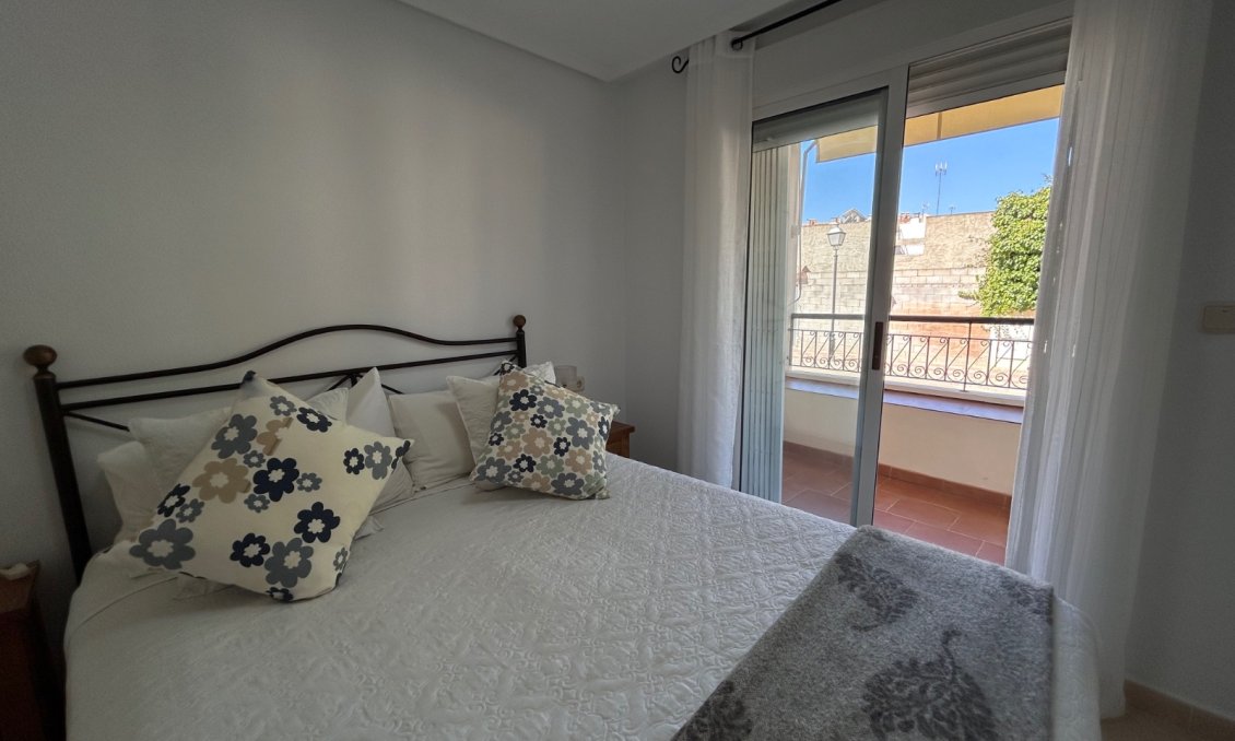 Használt Ingatlanok - Apartman -
Jacarilla - Inland