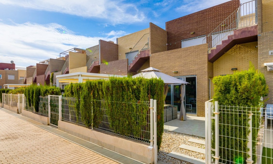 Resale - Town House -
Torrevieja - Sector 25