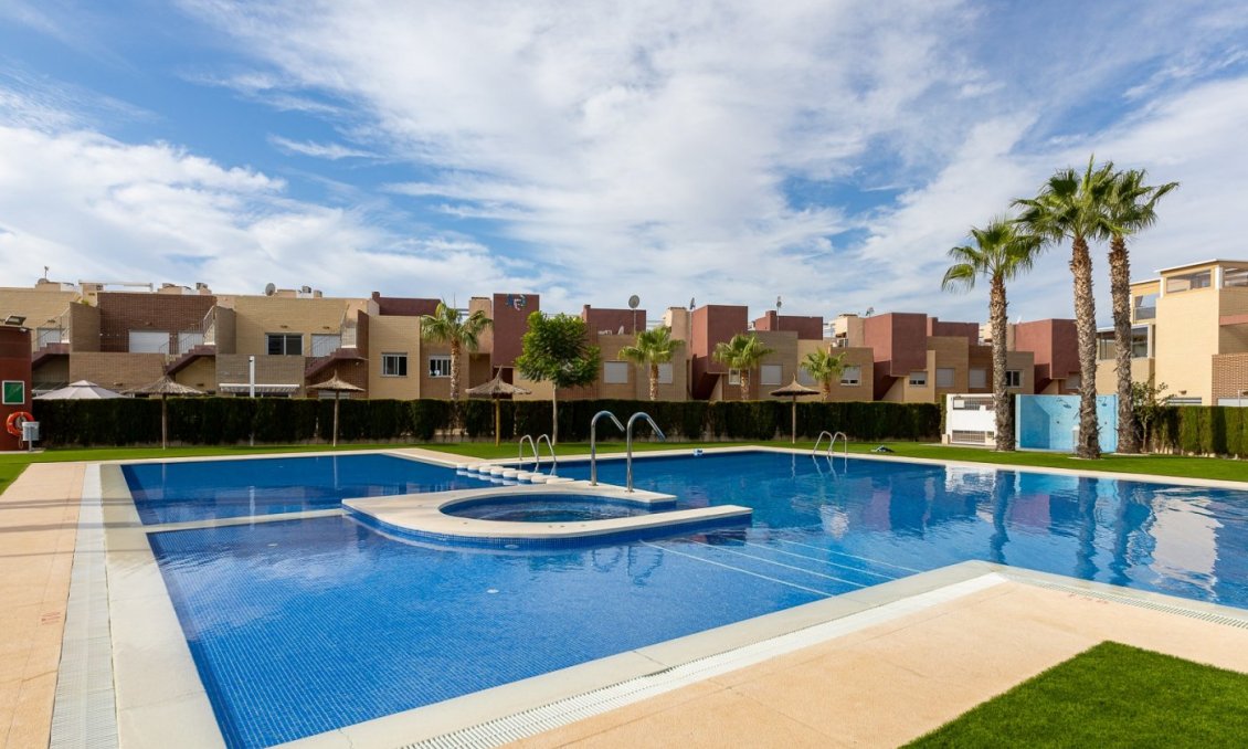 Resale - Town House -
Torrevieja - Sector 25