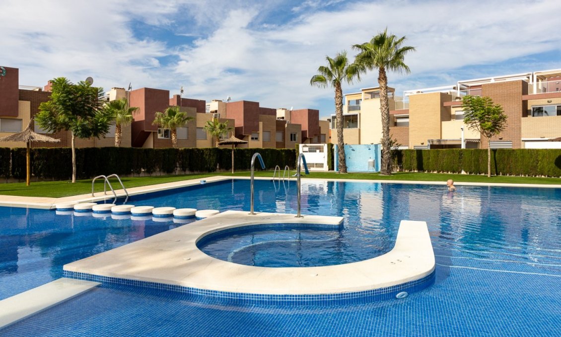 Resale - Town House -
Torrevieja - Sector 25