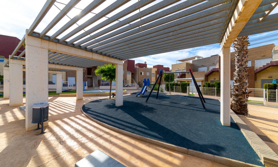 Resale - Town House -
Torrevieja - Sector 25
