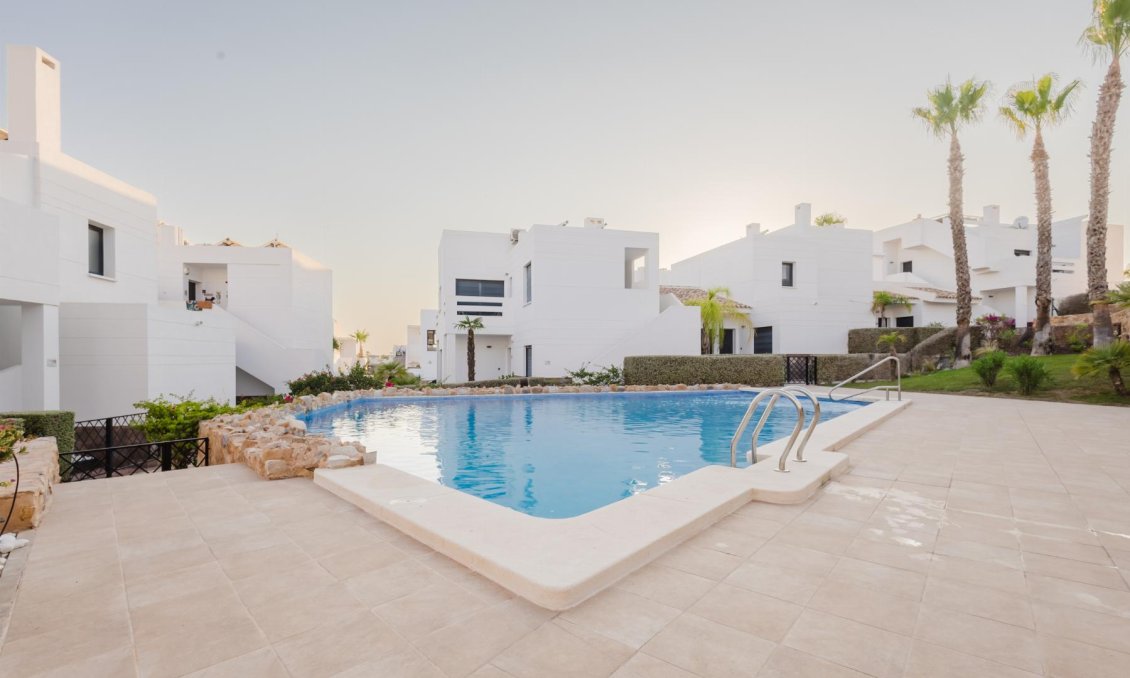 Használt Ingatlanok - Apartman -
Orihuela Costa - Costa Blanca