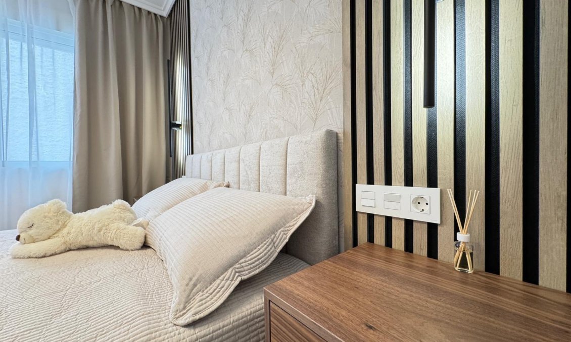 Segunda mano - Apartamento -
Torrevieja - Playa de los Locos