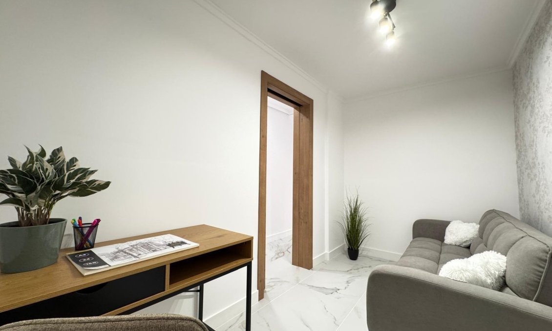 Segunda mano - Apartamento -
Torrevieja - Playa de los Locos