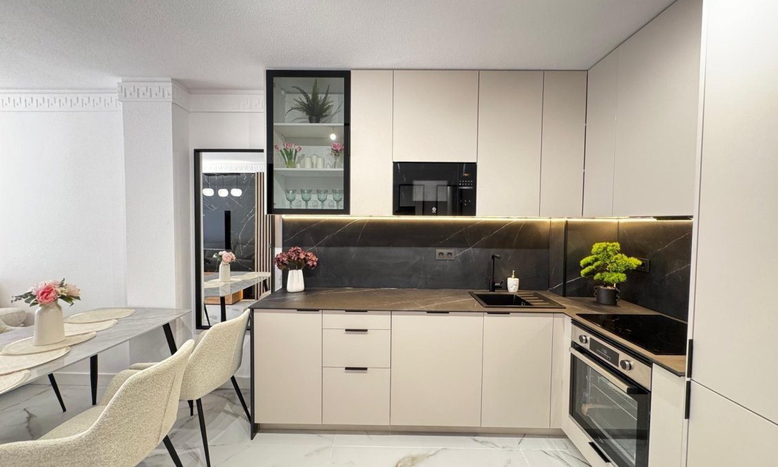 Segunda mano - Apartamento -
Torrevieja - Playa de los Locos