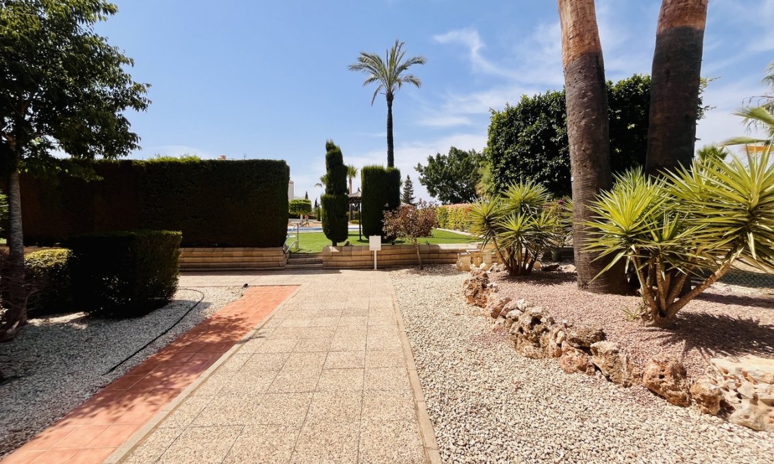 Segunda mano - Apartamento -
Villamartin - Costa Blanca