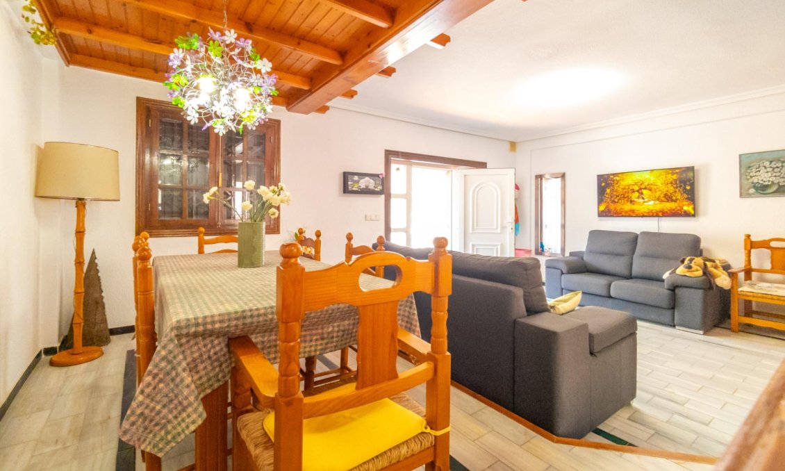 Resale - Town House -
Torrevieja - Cabo Cervera