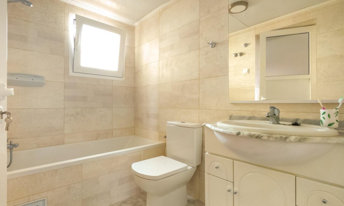 Resale - Town House -
Torrevieja - Cabo Cervera