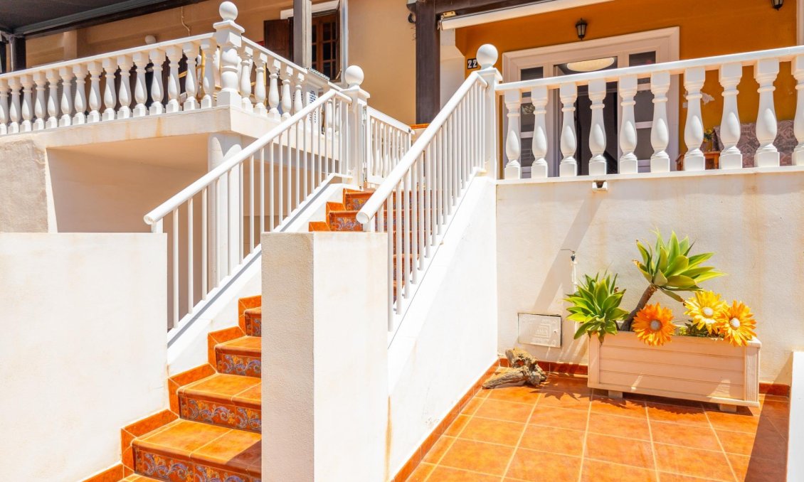 Resale - Town House -
Torrevieja - Cabo Cervera