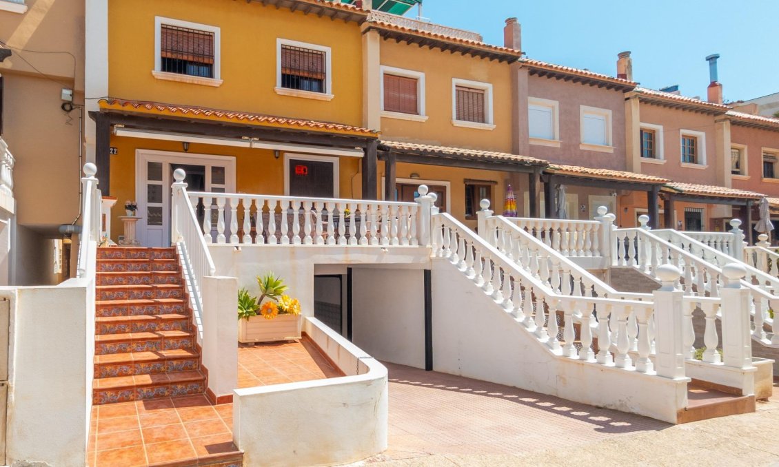 Resale - Town House -
Torrevieja - Cabo Cervera
