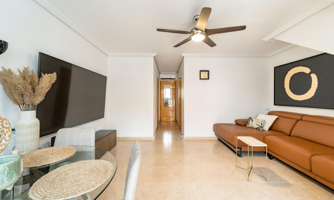 Segunda mano - Duplex -
Torrevieja - Playa De Los Naufragos