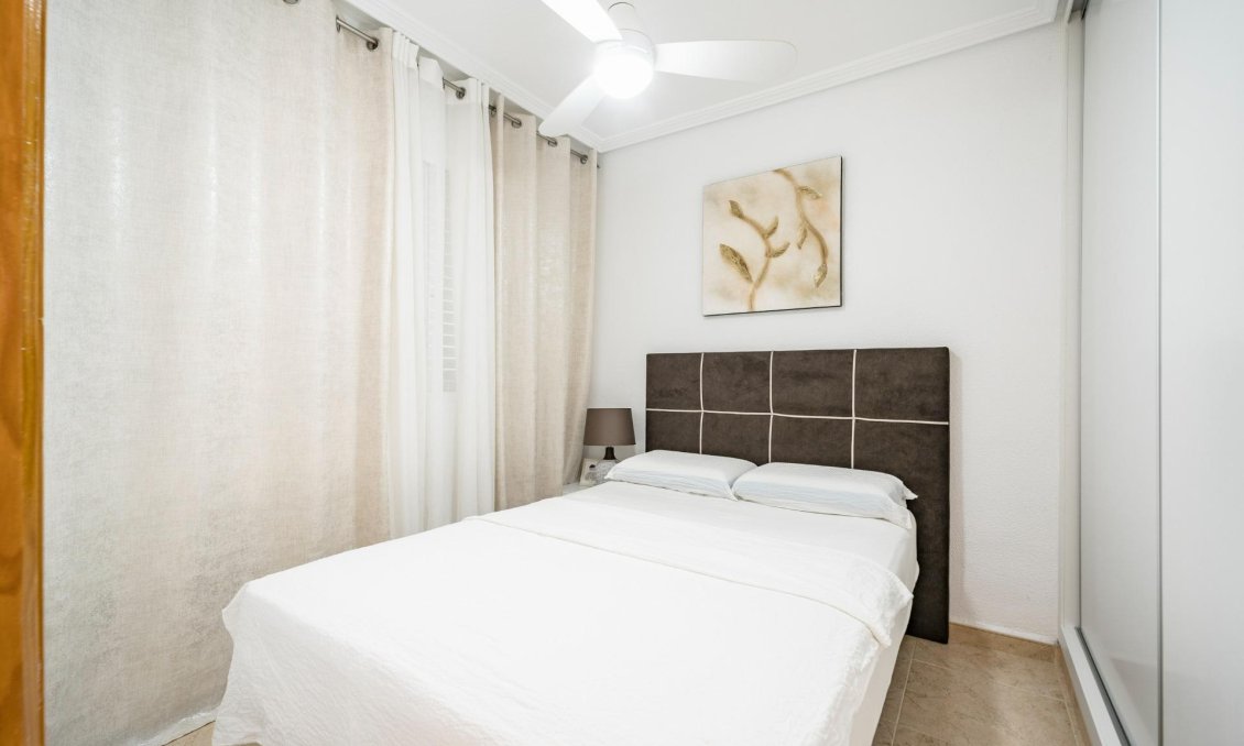 Segunda mano - Duplex -
Torrevieja - Playa De Los Naufragos