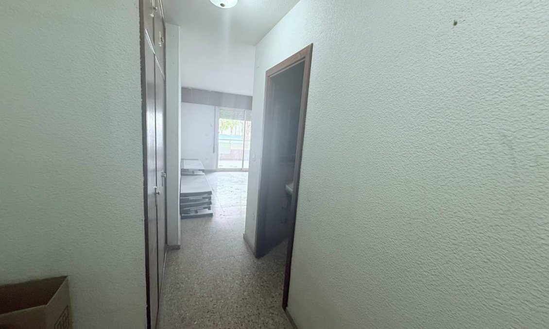 Segunda mano - Apartamento -
Torrevieja - Puerto